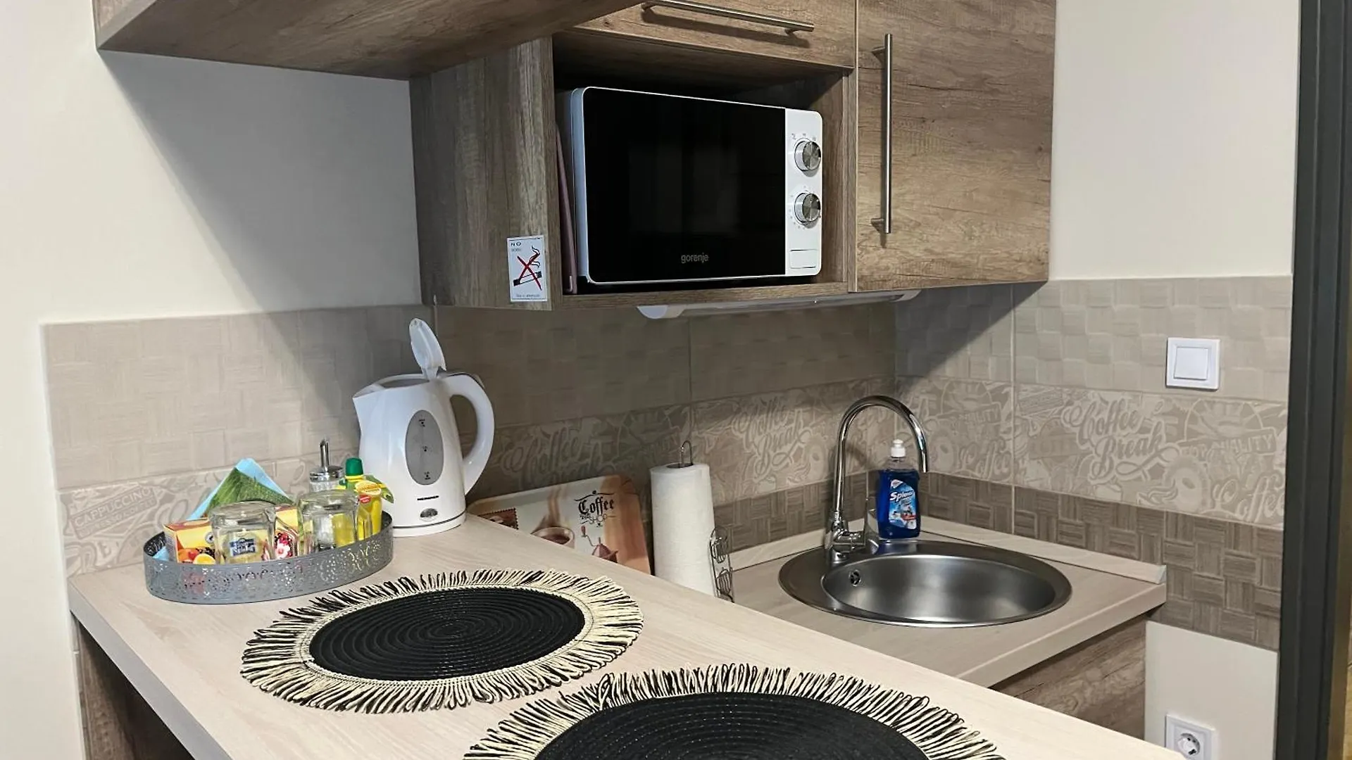Silver Apartman エゲル