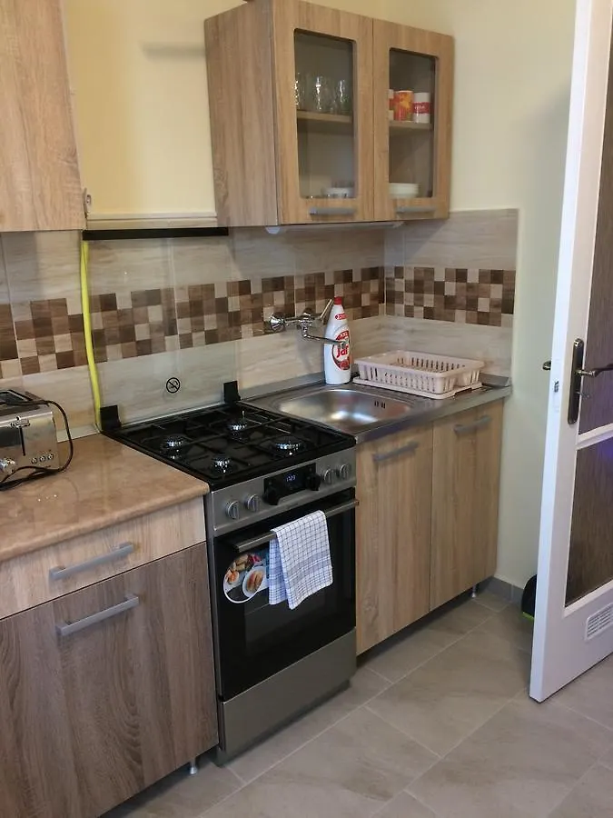 Silver Apartman Eger