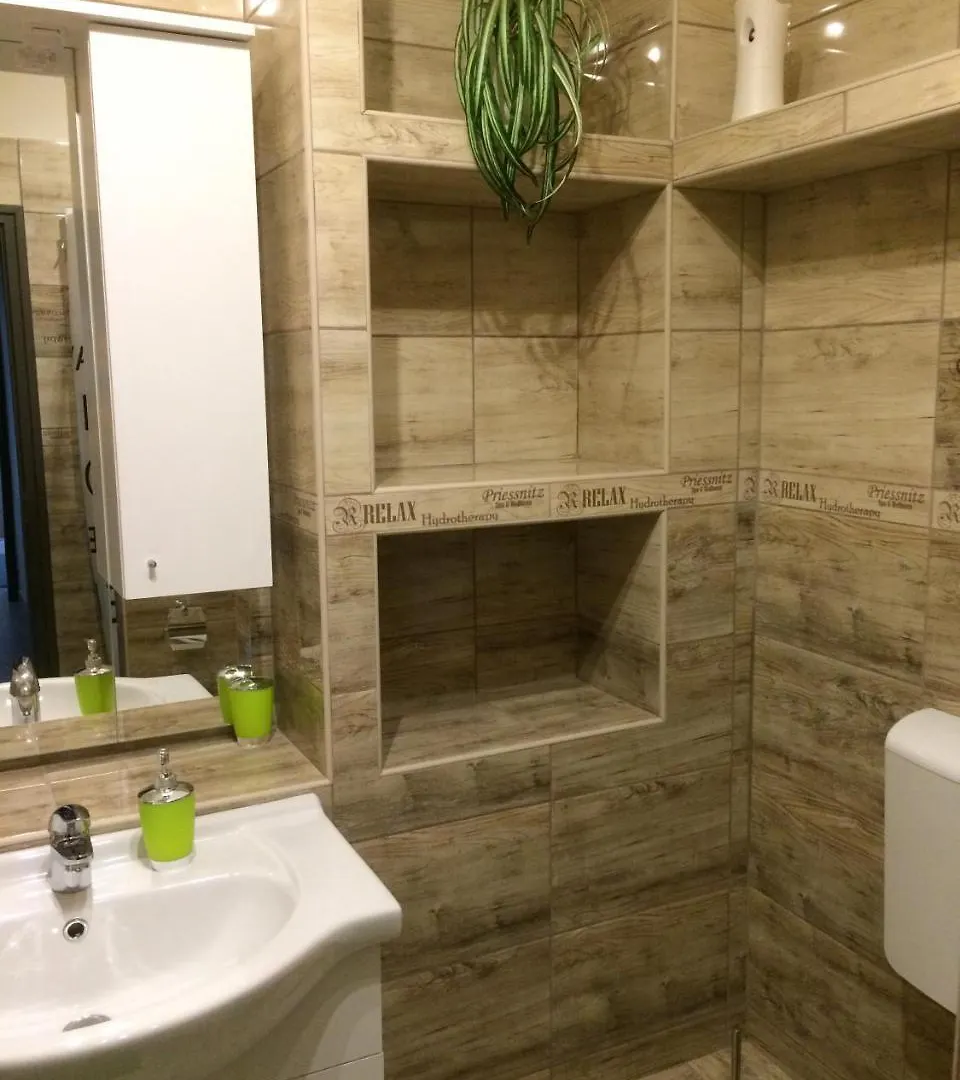Silver Apartman Eger