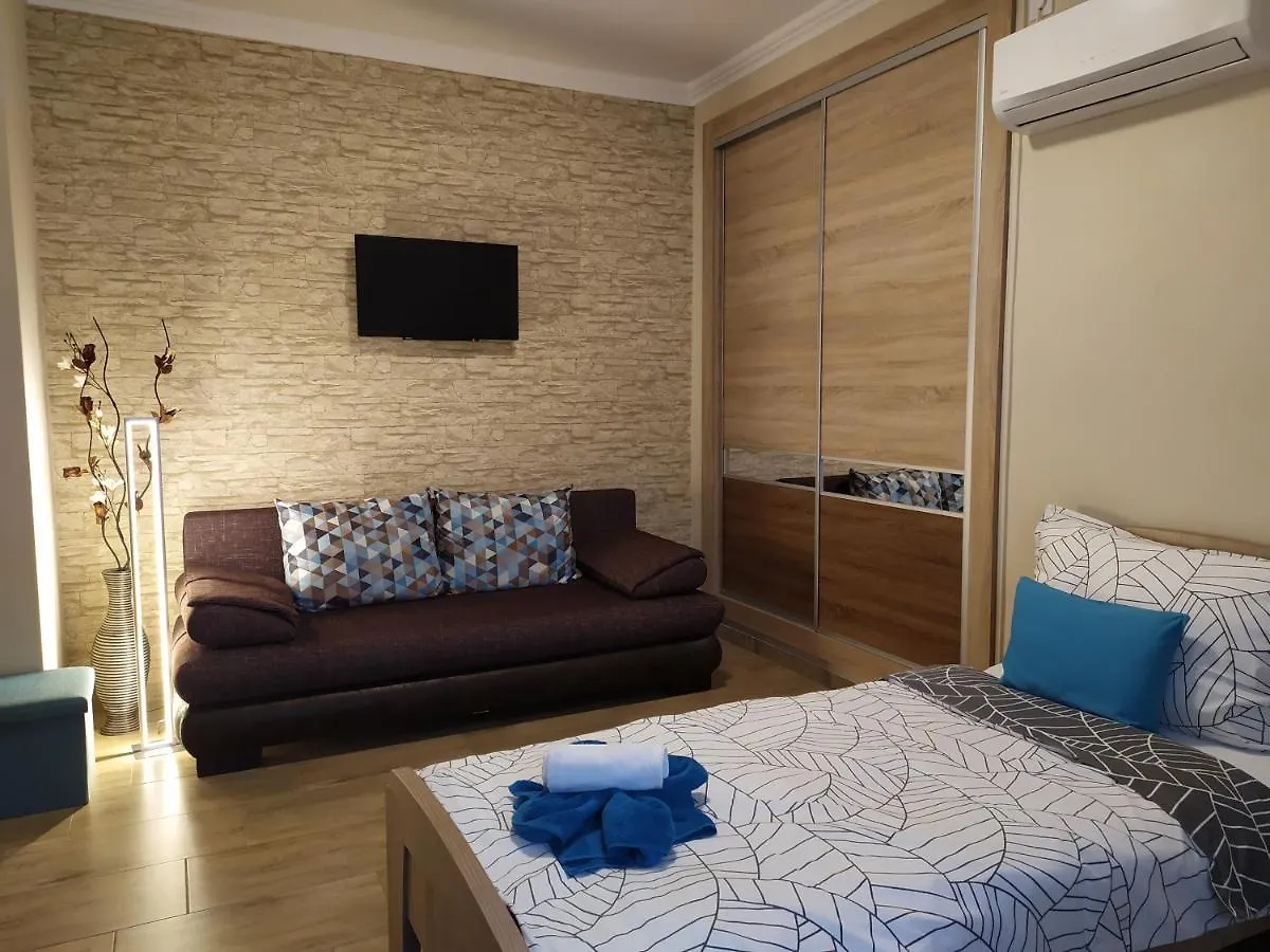 Silver Apartman Eger